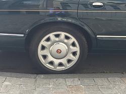 Missing hubcap-img_1130.jpg