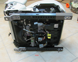 Front Seats-x350-bottom.png