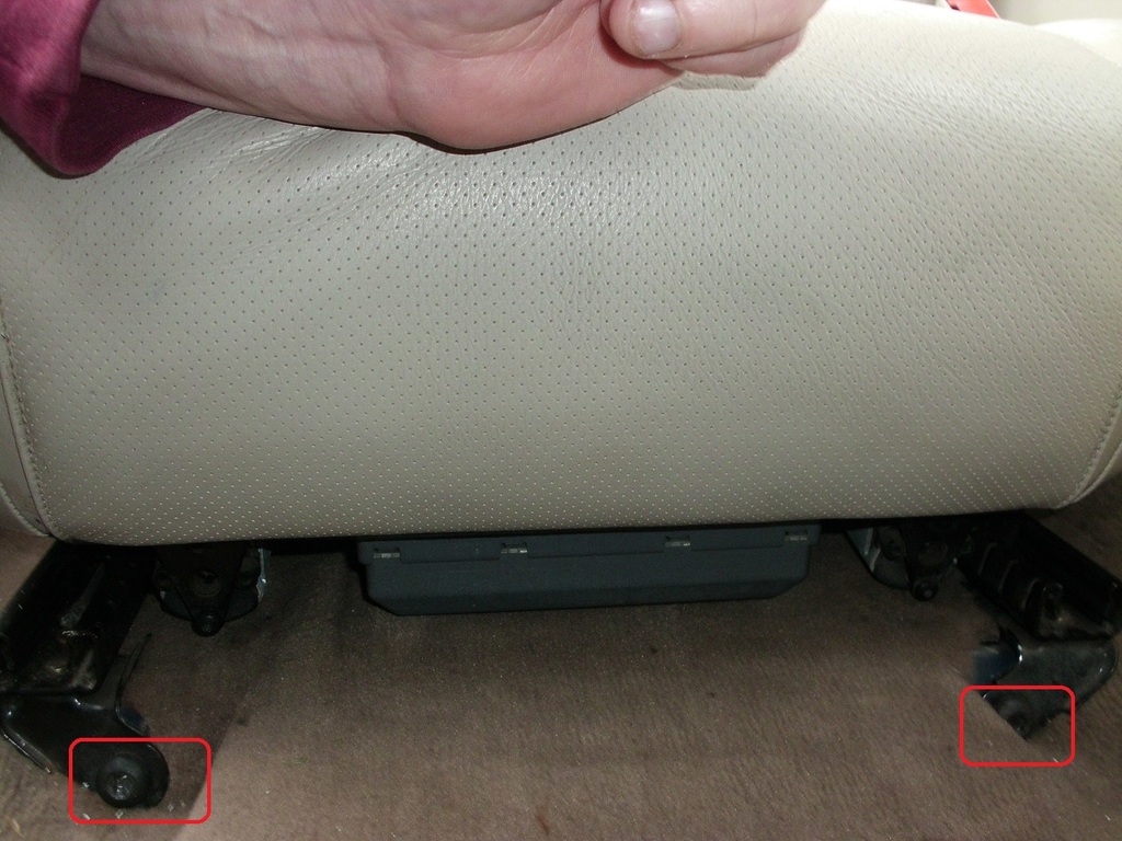 Name:  Front%20Seat%20Front%20Mounts%20PS_zpspm8bscdb.jpg
Views: 196
Size:  261.0 KB