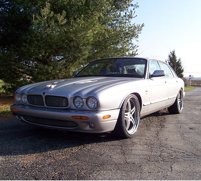 Name:  loweredjag_zps191b03a3.jpg
Views: 949
Size:  382.2 KB