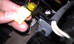 What is this severed wire under drivers seat? Red+black wires in black plastic sheath-imag0141.jpg