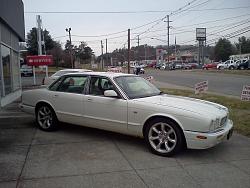 Are white XJR's common? Anyone own one?-whitexjr.jpg