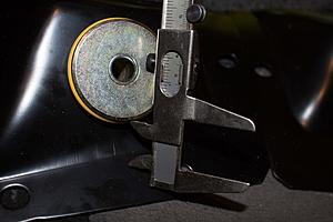 XJR front shock mount bushing with cats-img_8474.jpg