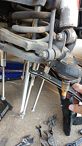 Removing balljoints on my XJ8-20170930_181813.jpg