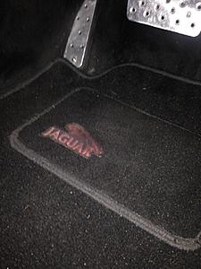 Genuine Jaguar floormat?-img_1406.jpg