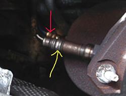 1999 XJ8 code 1646  O2 sensor location-o2-sensor-closeup.jpg