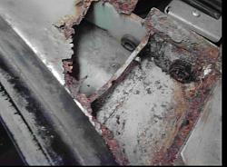 XJ8 Windscreen Drainage repair- Rust Cut - PHOTOS-jag-v8-repair-2.jpg