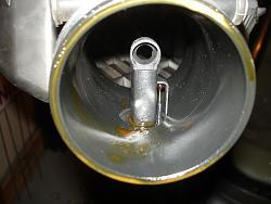 Slime in the air intake hose - 99VDP-dsc07045_zpse4a21363.jpg