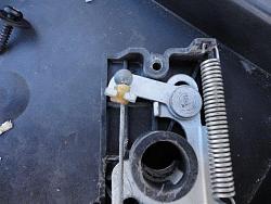 99 L/H Drive X308 Hood latch Stuck-cable-repositioned-fork-squeezed-grab-bushing.jpg