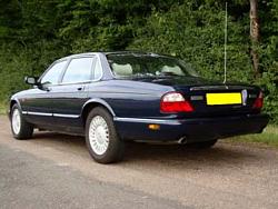 -jaguar-xj8-rear-profile.jpg