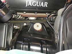 How to replace front shock bushings on XJ8 or XJR with pics HOW TO.-20141012_094912.jpg