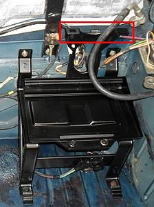 Trunk battery cover turnbuckle female receivers, part number or dimensions?-xj40-battery-tray-turnbuckle-receiver.jpg