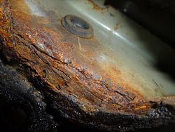 To weld or not to weld...-rearos4lookingintohole2.jpg