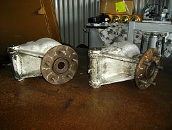 Rebuilding a Series 1 rear end-less-gunk-but-still-work-done.jpg
