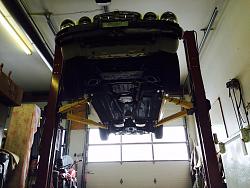 Top and lower radiator hoses are hot-lift.jpg