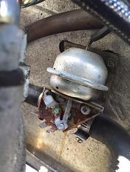 Please identify this part-jaguar-part.jpg