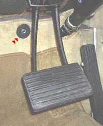 85 Vanden Plas Floor Mats and Attachment-04-carpet-fastener.jpg