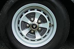 Center caps for 85 XJ6 Vanden Plas?-kent-wheel.jpg