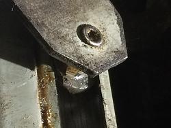 71 window regulator roller help-image.jpeg