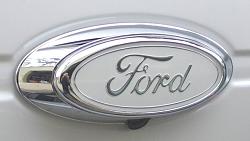 Kent wheel caps-white-ford-emblem.jpg