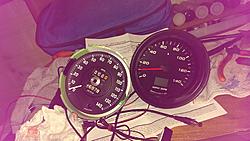 GPS speedometers in Jags-imag2181.jpg