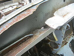 Series 2 &amp; 3 XJ Water coming in the footwells.-img_6474.jpg