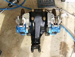 Differential stub axle leak.  Help---jag-diff.jpg