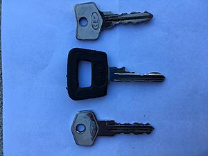 Original keys for 1979 XJ6 series 3?-xj6-key-set-side-b.jpg