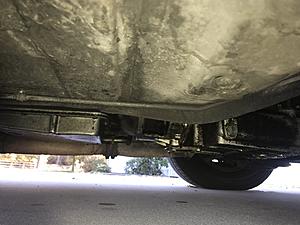 White residue on muffler-img_0675.jpg