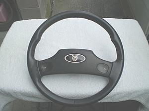 what I got yesterday!!-xj-s-steering-wheel.jpg
