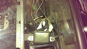 ignition relay 1972 xj6-bracket-over-valve-removed-relay-turned-new-mounting-hole.jpg