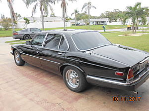 XJ6 Series III dash and center console wood trim-paint-job-002.jpg