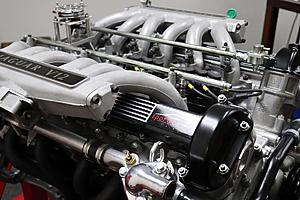A 0k XJ12c project in the works (not by me)-xj12c-project-engine.jpg