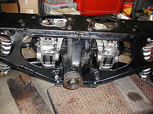 1974 XJ6 parking brake-showing-new-rebuilt-caliper-handbrake-assemblies.jpg
