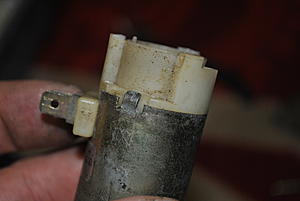 Windscreen Washer Pump Repair. Series 1 XJ6-dsc_1804.jpg