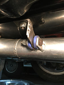 Looking for examples of dual exhaust under the IRS-photo985.jpg