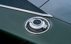 Jay Leno XJ6C video-gcsigslm.jpg
