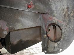 OK so I've got this series 1 XJ6...-fuell-sender-hole.jpg