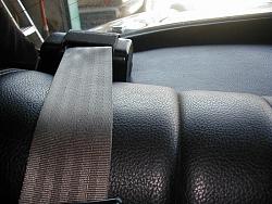 XJ6 Seats. Series 3 into series 1?-s3-rear-seat-belt-004.jpg