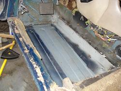 Jaguar XJ6 4.2 Project-left-floor-dsc02032.jpg