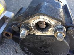 Series III XJ6 smog pump questions...-img_6637.jpg