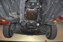 Please help assess this S3 XJ's condition-under-centre-fwd.jpg
