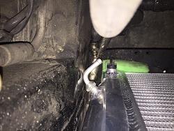 Help! New aluminum radiator has different banjo bolt.-img_3487.jpg