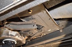Transmission mount/bracket V12 - pictures required!-sdsc_9077.jpg