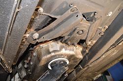 Transmission mount/bracket V12 - pictures required!-sdsc_9078.jpg