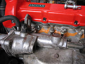 Cam cover-img_0197.jpg