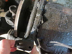 Rear end vibration-img_7402.jpg