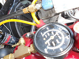 Fuel Rail Pic With Scrader Valve Wanted-dscn8894.jpg