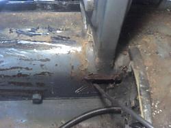 E81BBB 1/09/12 the Restoration begins-r-b-pillar.jpg