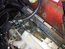 Loose Hose to Air Filter Housing - is this the way its supposed to be?-20140419_193306.jpg